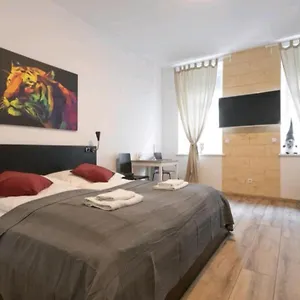 Apartment, Modern Und Neu Renoviert , Wien Österreich